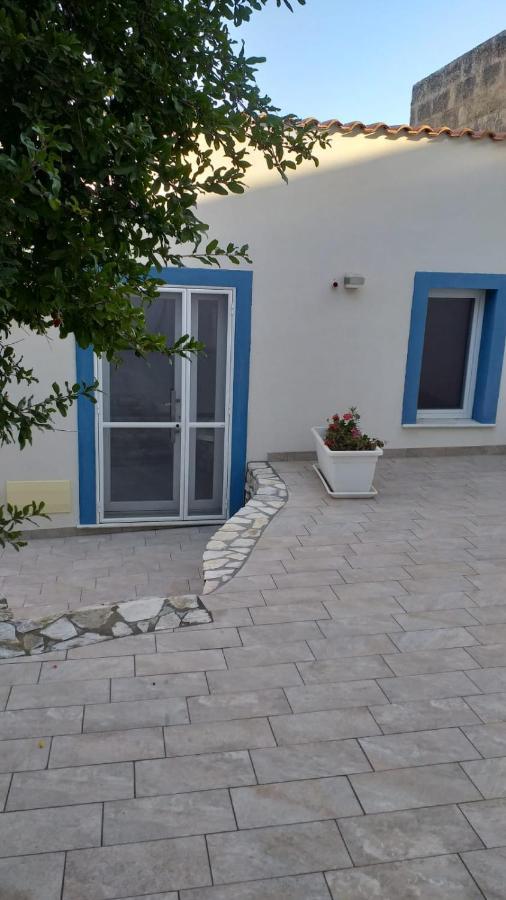 Hotel Edysio Mare à Custonaci Extérieur photo